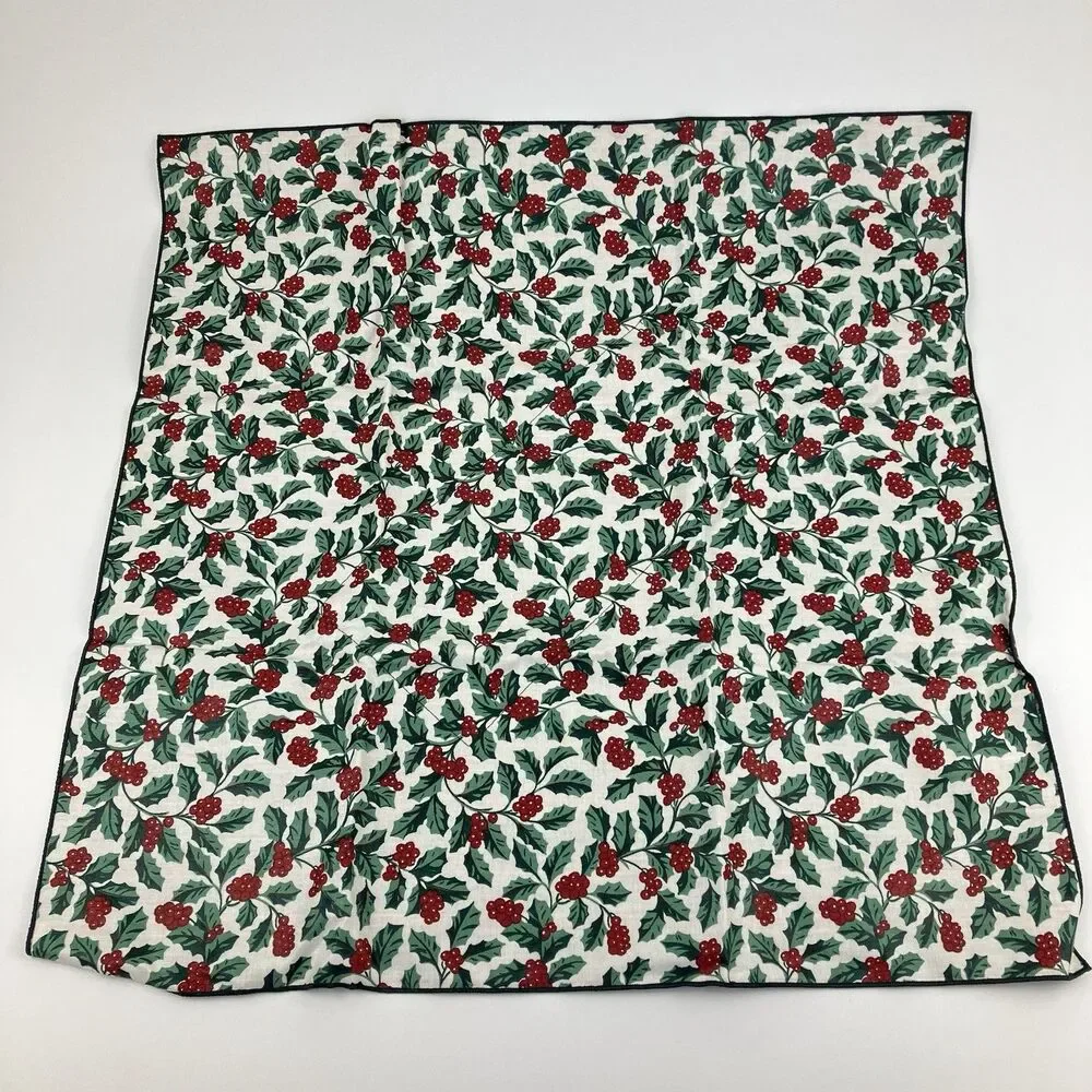 Longaberger Bread Brick Cover Traditional Holly | 21x21